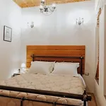 فندق Ss Kekezi Gjirokastër