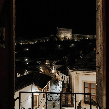 فندق Ss Kekezi Gjirokastër