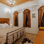 Ss Kekezi * Gjirokastër