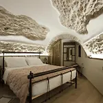 Ss Kekezi Gjirokastër