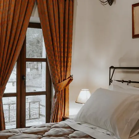 Szálloda Ss Kekezi Gjirokastra